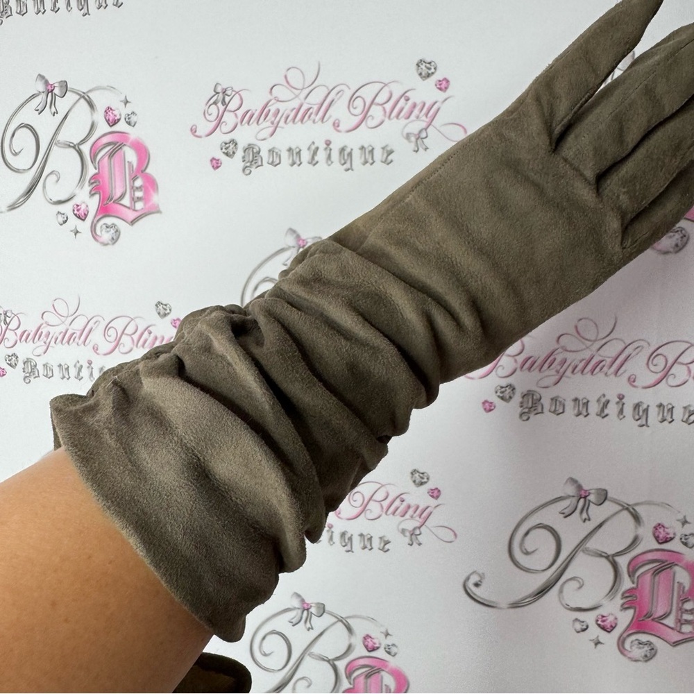 Holt renfrew gloves mittens taupe brown grey nude leather silk cinched sides 7 - Picture 3 of 16
